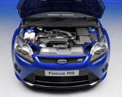 Ремонт двигателя Форд требует специального оборудования и инструментов