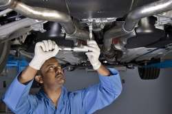 Услуги по ремонту автомобилей сегодня предлагают многие организации